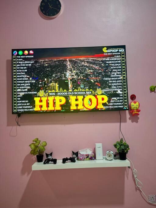 Hello Kitty Homestay - Cameron Highlands - Spacious Studio - Perfect For Families - Sleeps 4 And Baby Tanah Rata Luaran gambar