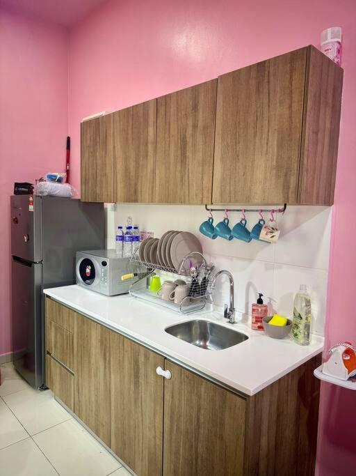 Hello Kitty Homestay - Cameron Highlands - Spacious Studio - Perfect For Families - Sleeps 4 And Baby Tanah Rata Luaran gambar
