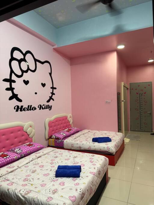 Hello Kitty Homestay - Cameron Highlands - Spacious Studio - Perfect For Families - Sleeps 4 And Baby Tanah Rata Luaran gambar